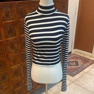 Rag&Bone Striped Black and White stretch knit Turtleneck